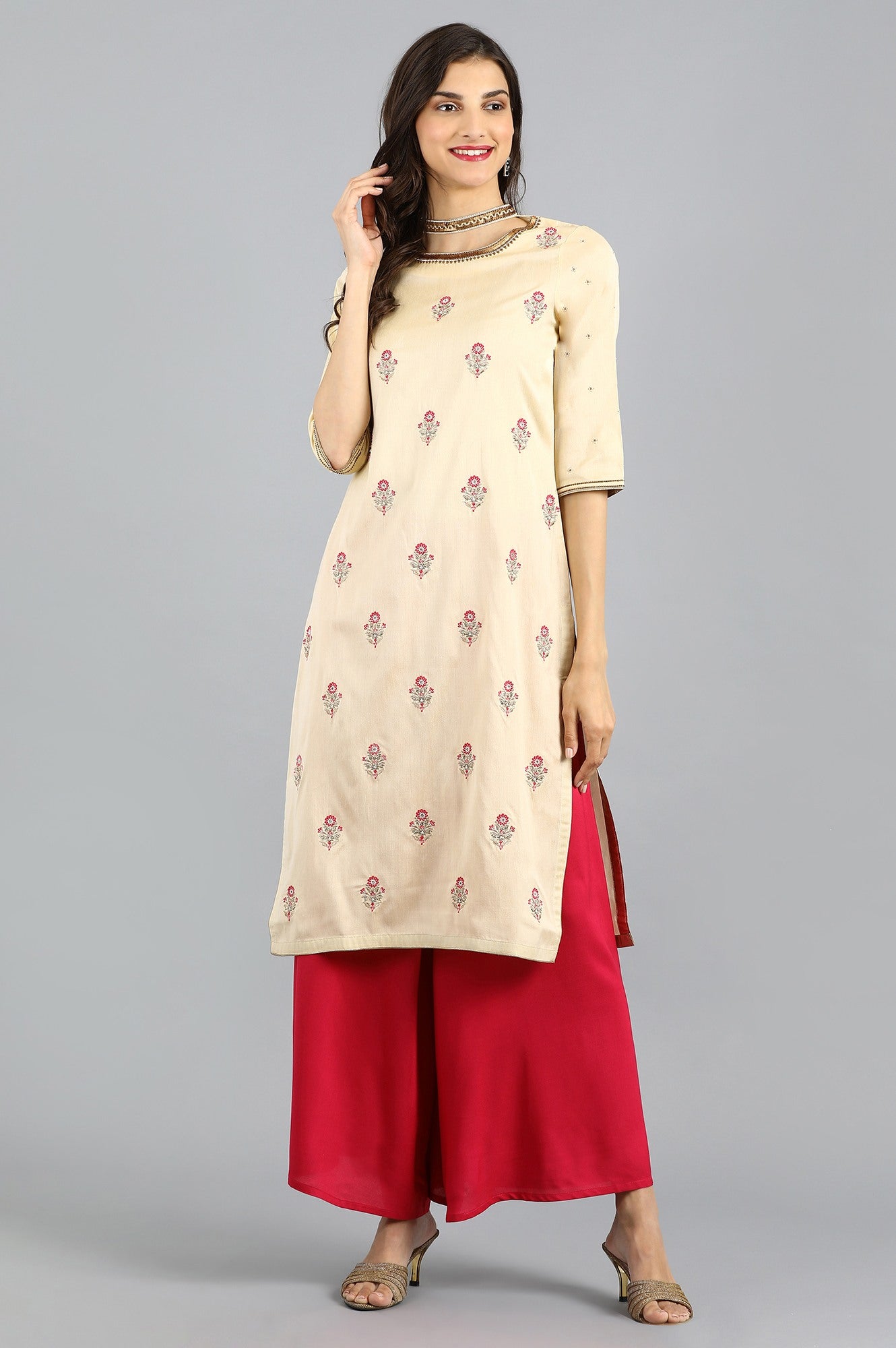 Yellow Choker Neck Embellished kurta