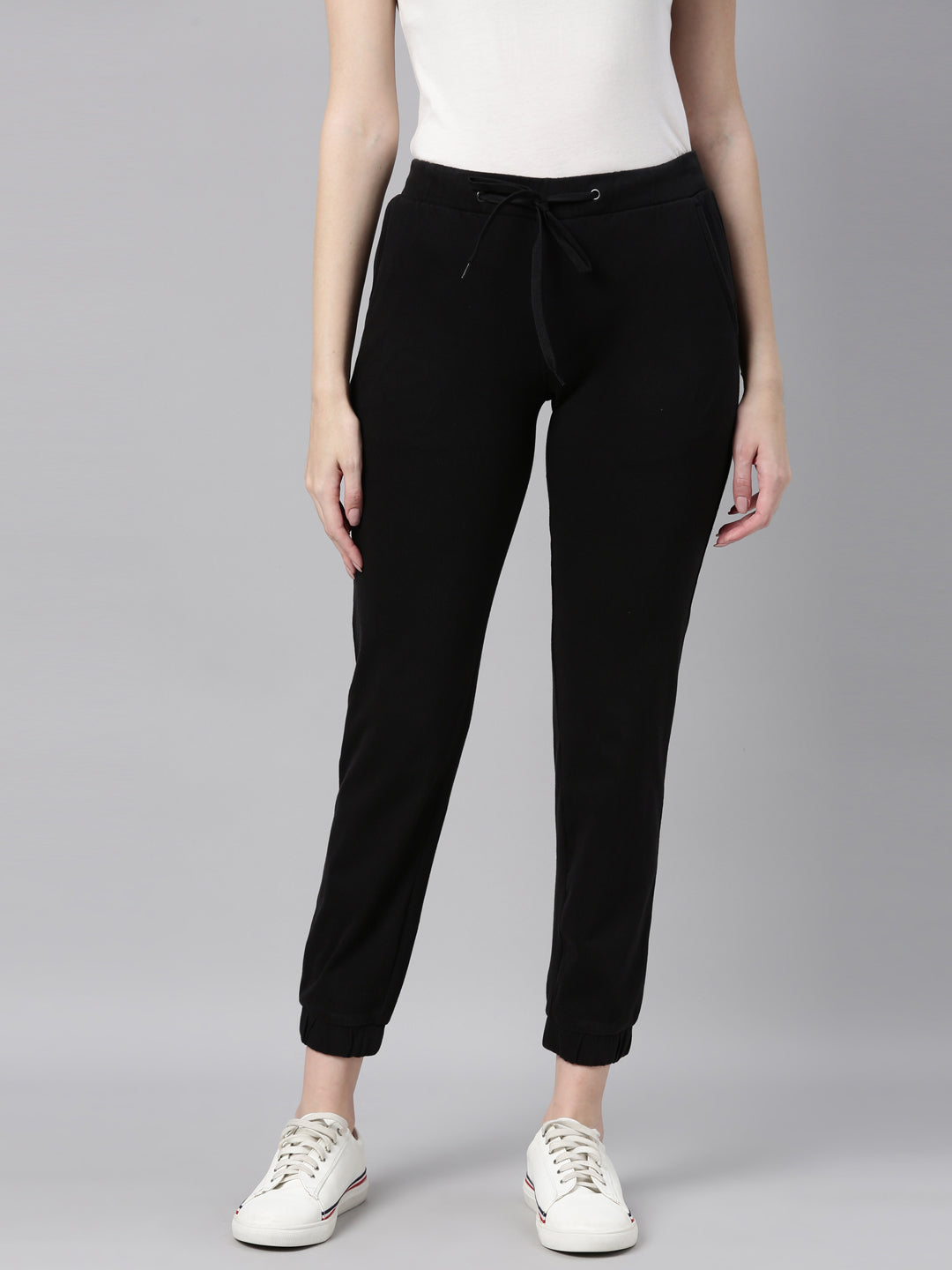 Women Solid Cotton Black Cuffed Joggers