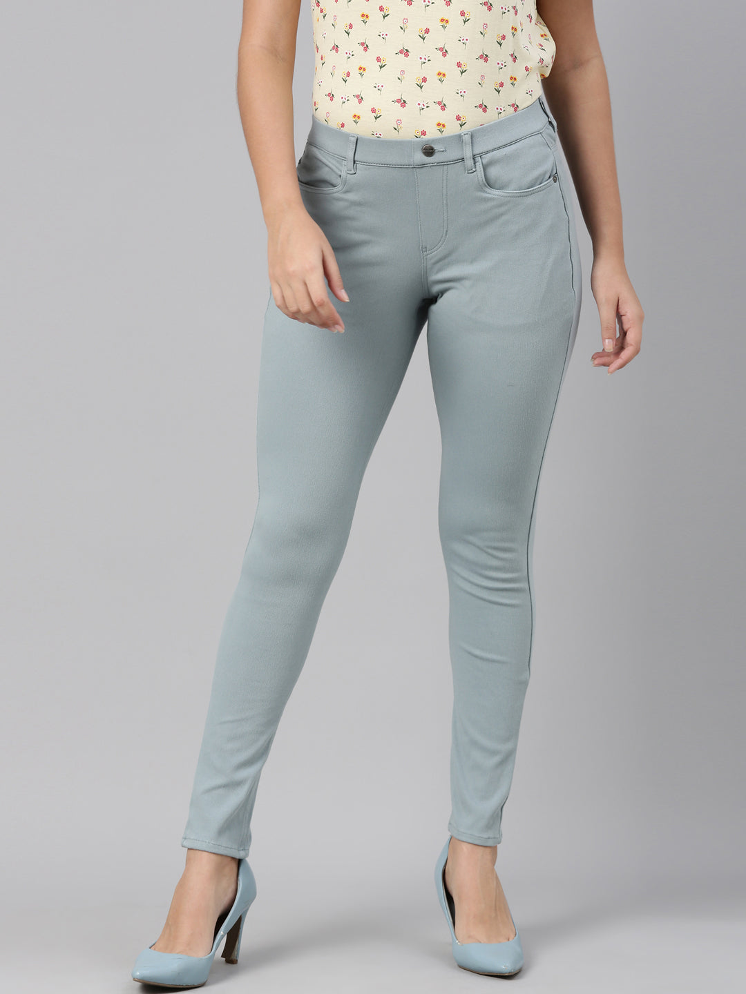 Women Solid Dusty Blue Super Stretch Jeggings