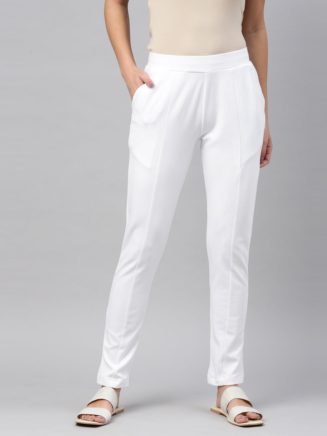 Women Solid White Stretch Ponte Pants