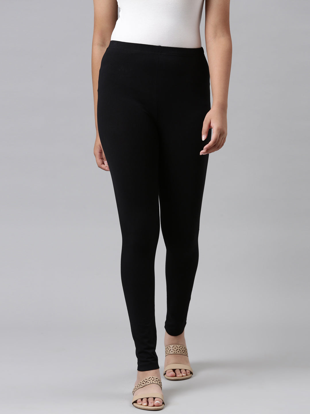 Buy online Red Solid Ankle Length Legging from Capris & Leggings for Women  by Mad Colors for ₹399 at 60% off | 2024 Limeroad.com