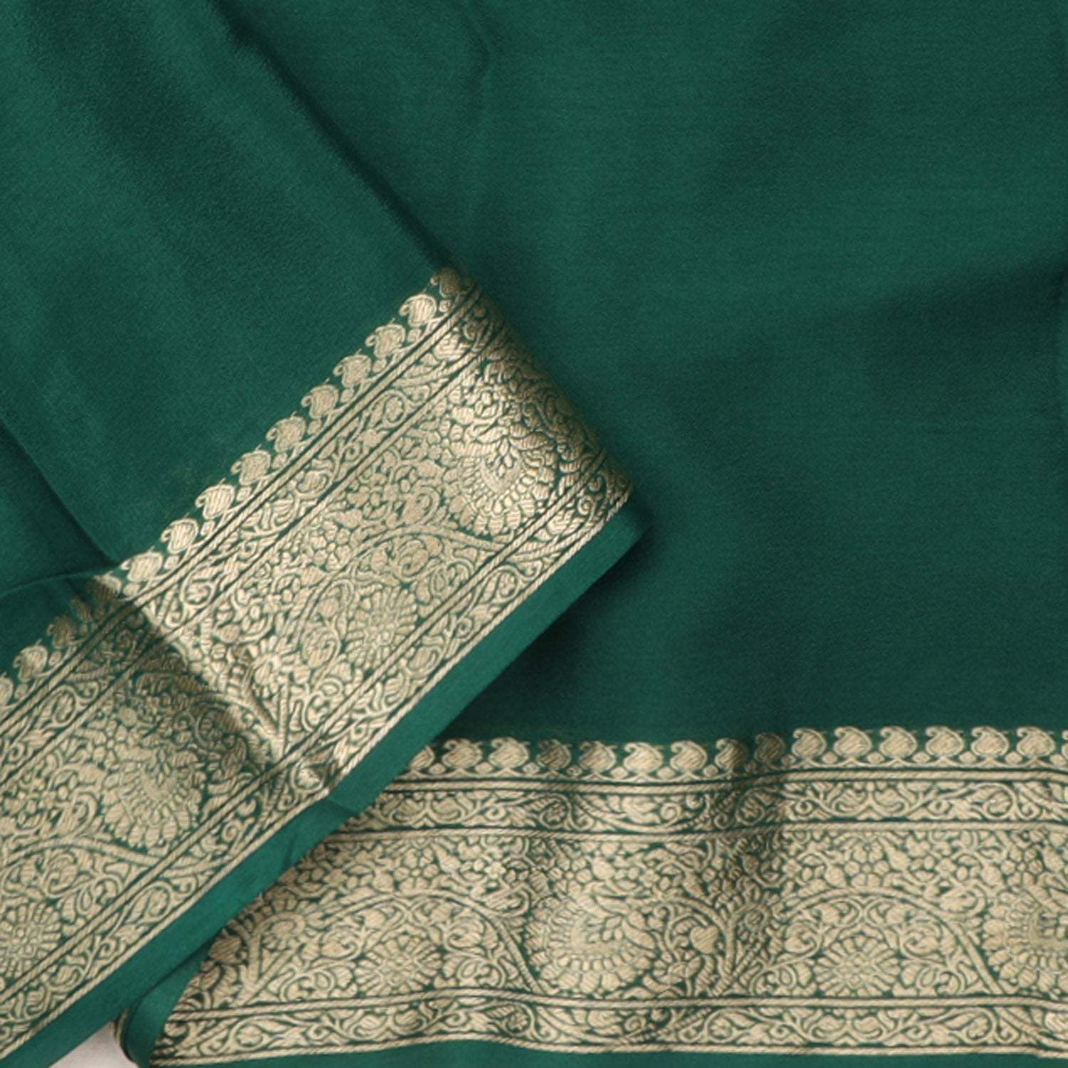 Green crepe georgette saree – Pia Ka Ghar