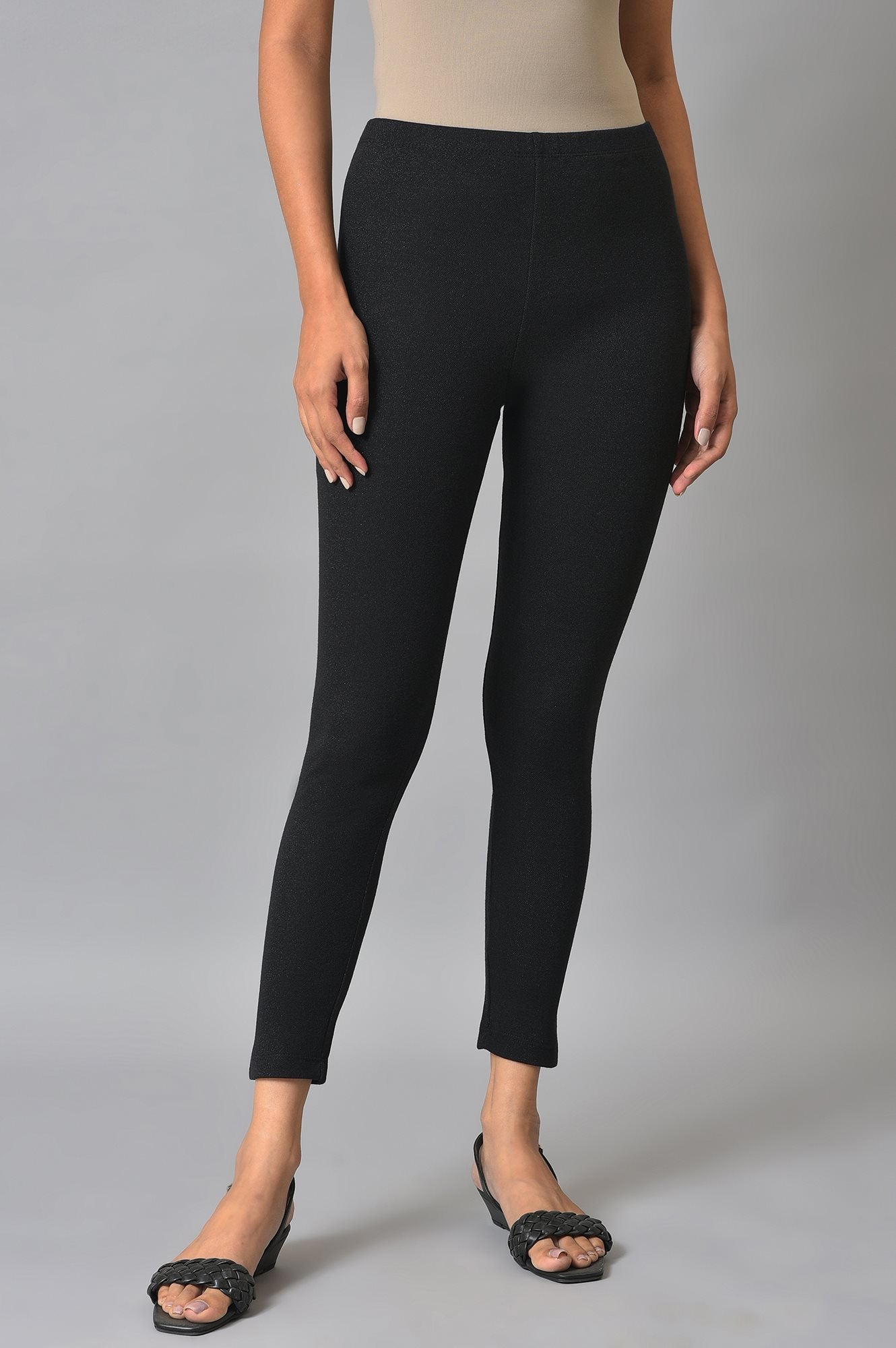 Black Solid Skinny Fit Tights With Elasticated Waist