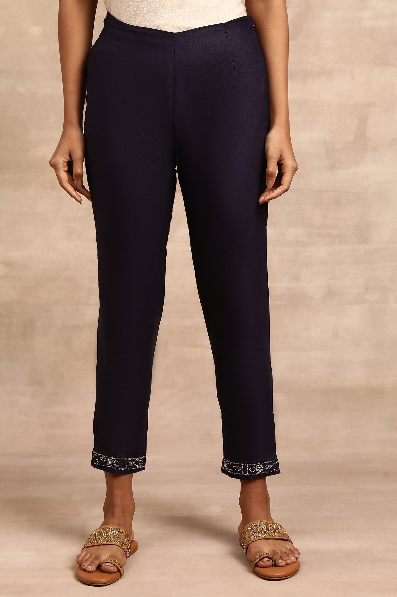 Blue Solid Slim Pants In Silk Viscose Tussar