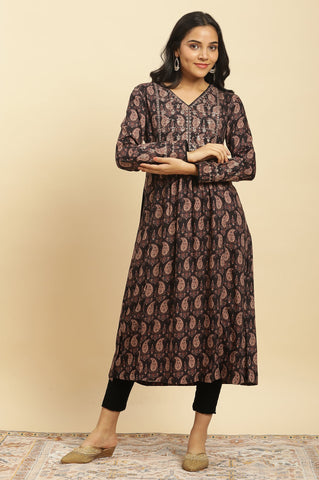 Black Paisley Printed Kurta With Kasab Embroidery