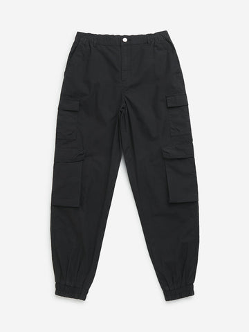 Y&F Kids Black Mid-Rise Cargo-Style Cotton Joggers