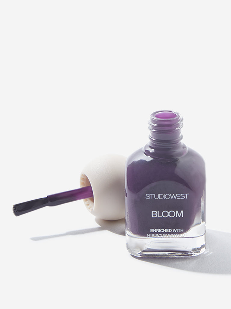 Studiowest Bloom Creme Purple- 07 Violet Nail Colour - 9 ML