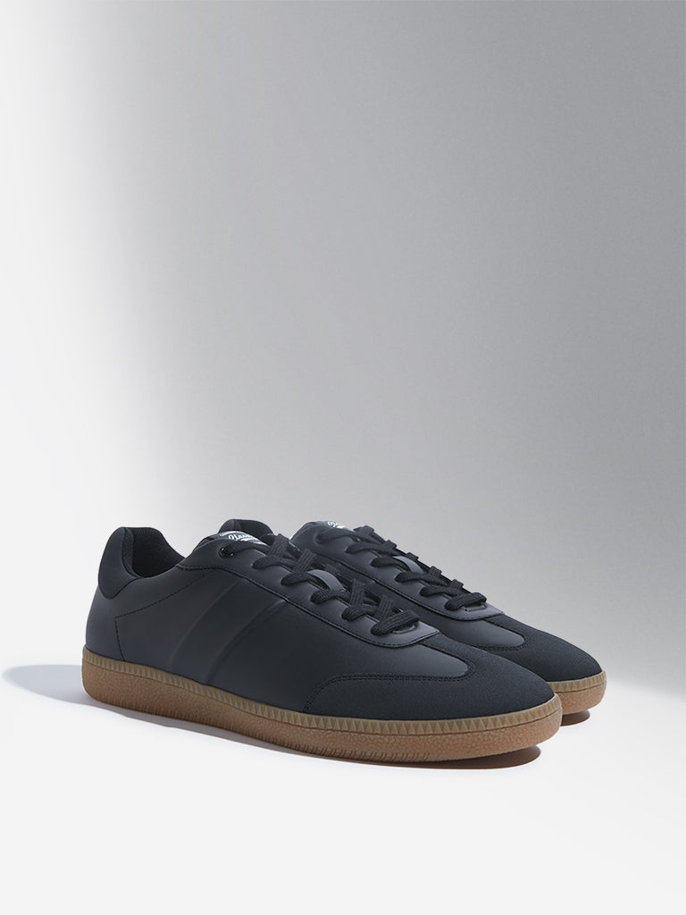 SOLEPLAY Black Lace-Up Sneakers