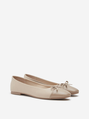 LUNA BLU Beige Ballerina