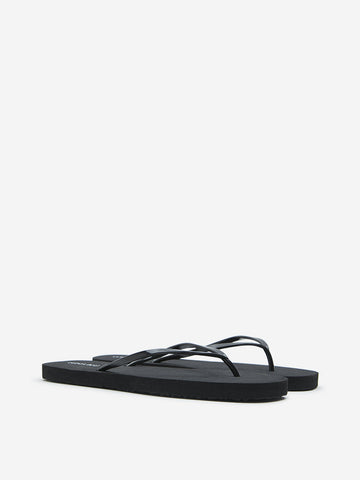 LUNA BLU Black Glossy Thong-Strap Flip-Flop