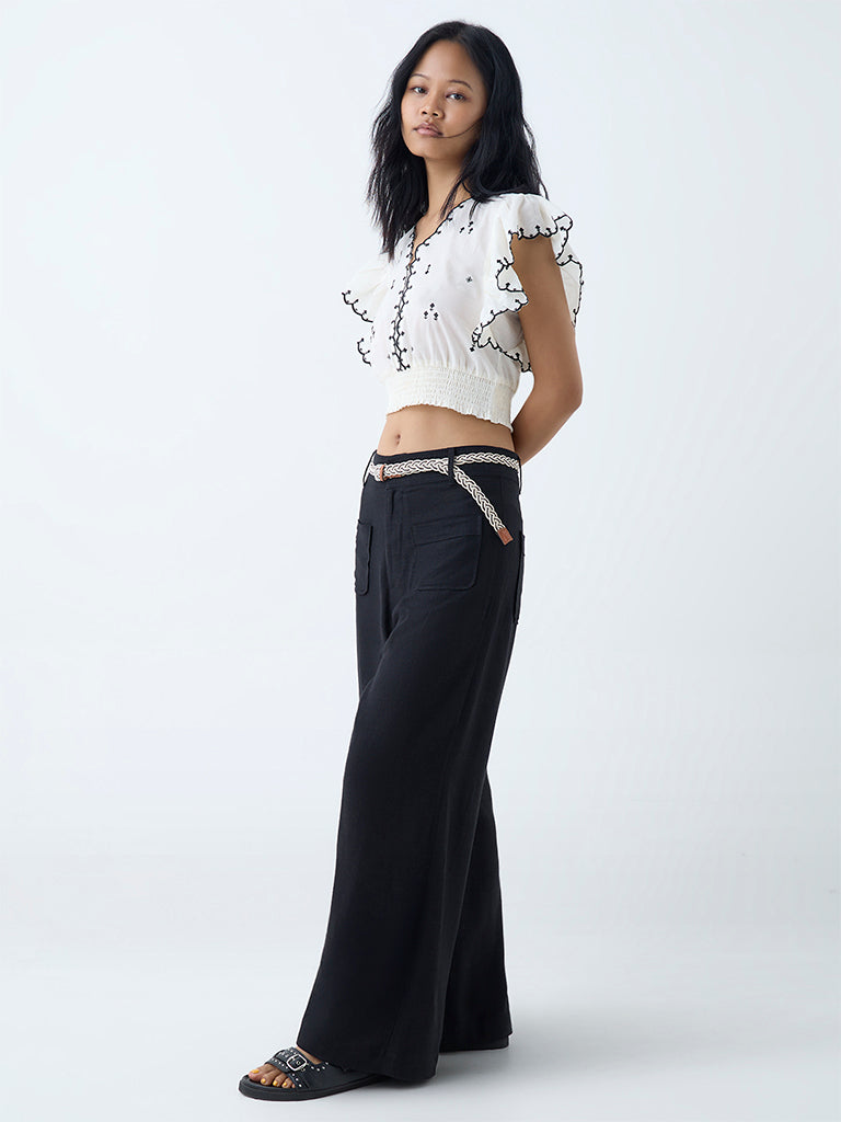Bombay Paisley Black Solid Flared Pants with Belt