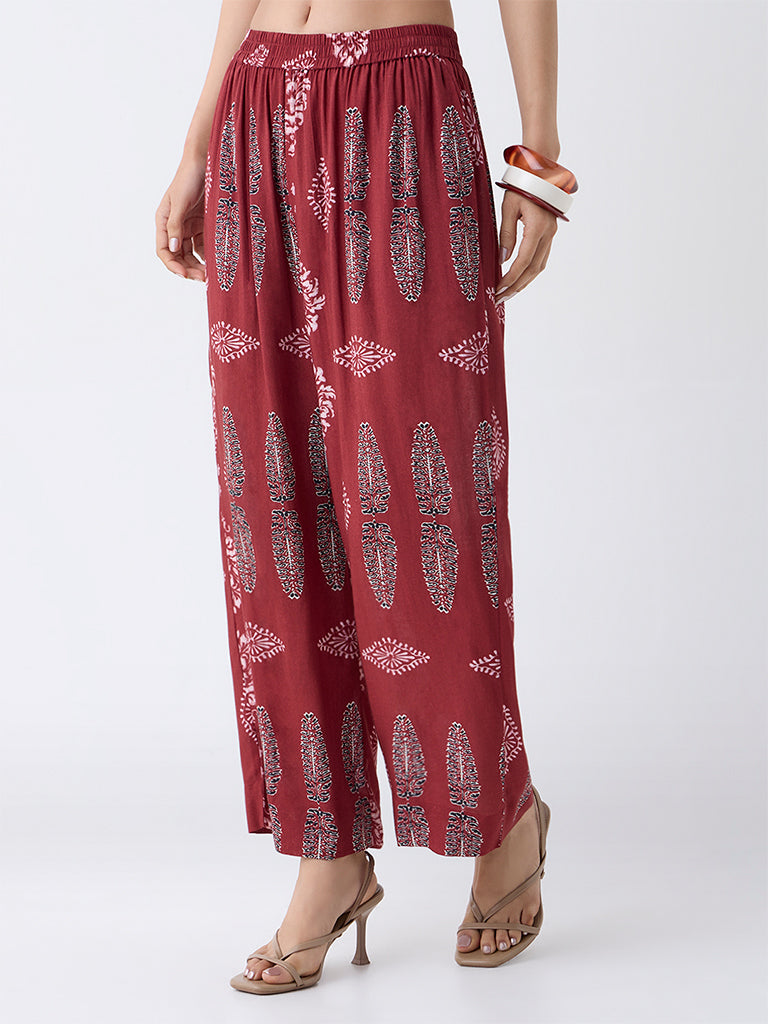 Utsa Red Printed Pants