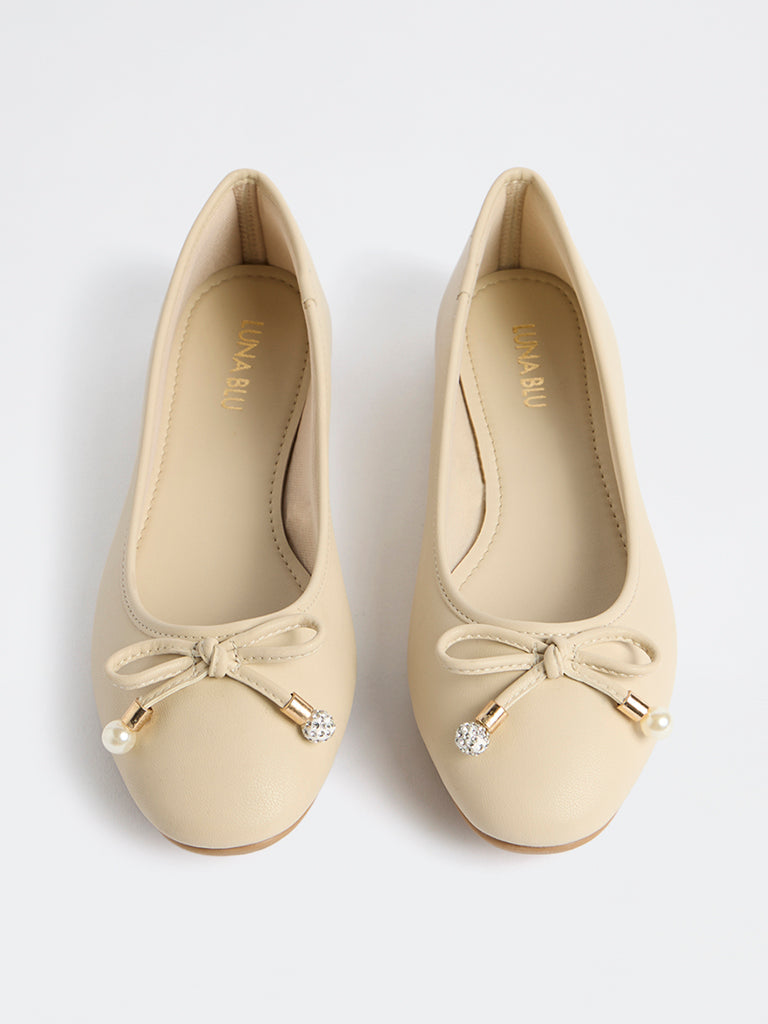 LUNA BLU Ivory Bow-Detailed Ballerinas