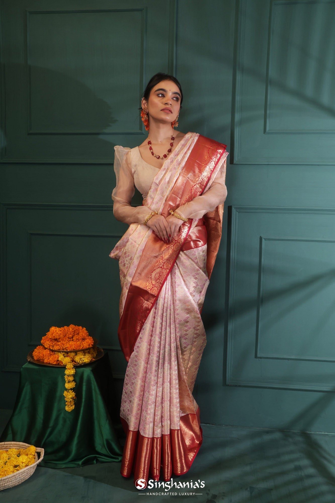 Pastel Kanjivaram Sarees Are The New Trend | Pastel Silk Sarees | Wedding  silk saree, Bridal silk saree, South indian bride