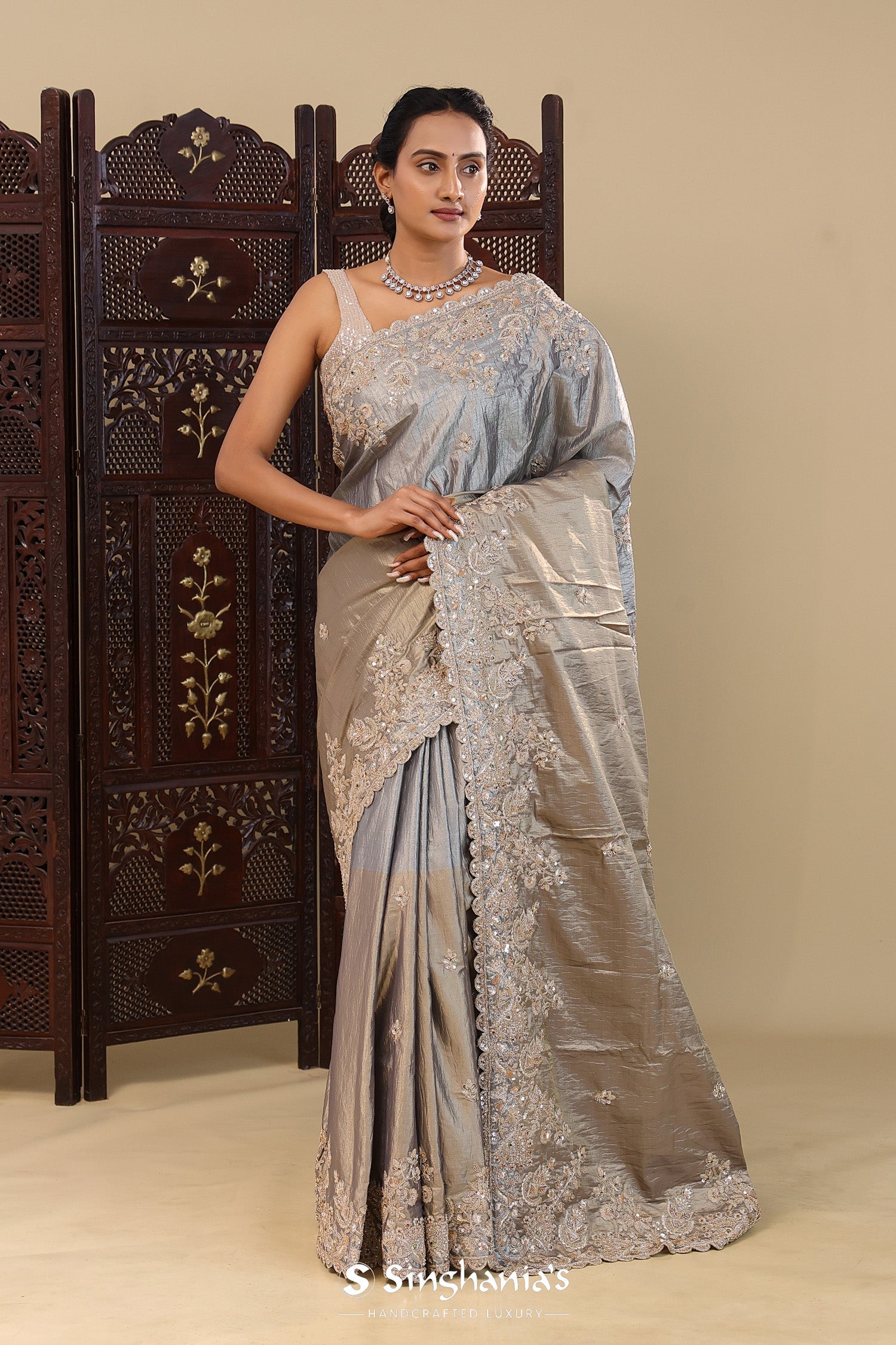 Dual Shade Tissue Saree With Scallop Border