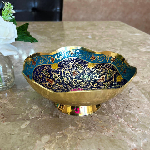 Traditional Brass Bell Urli bowl decor Intricate design Urli - Floating  Flowers Candles Handcrafted Vessel for Diya stand home decorations - Buy  Urli - Pot & Planters Online