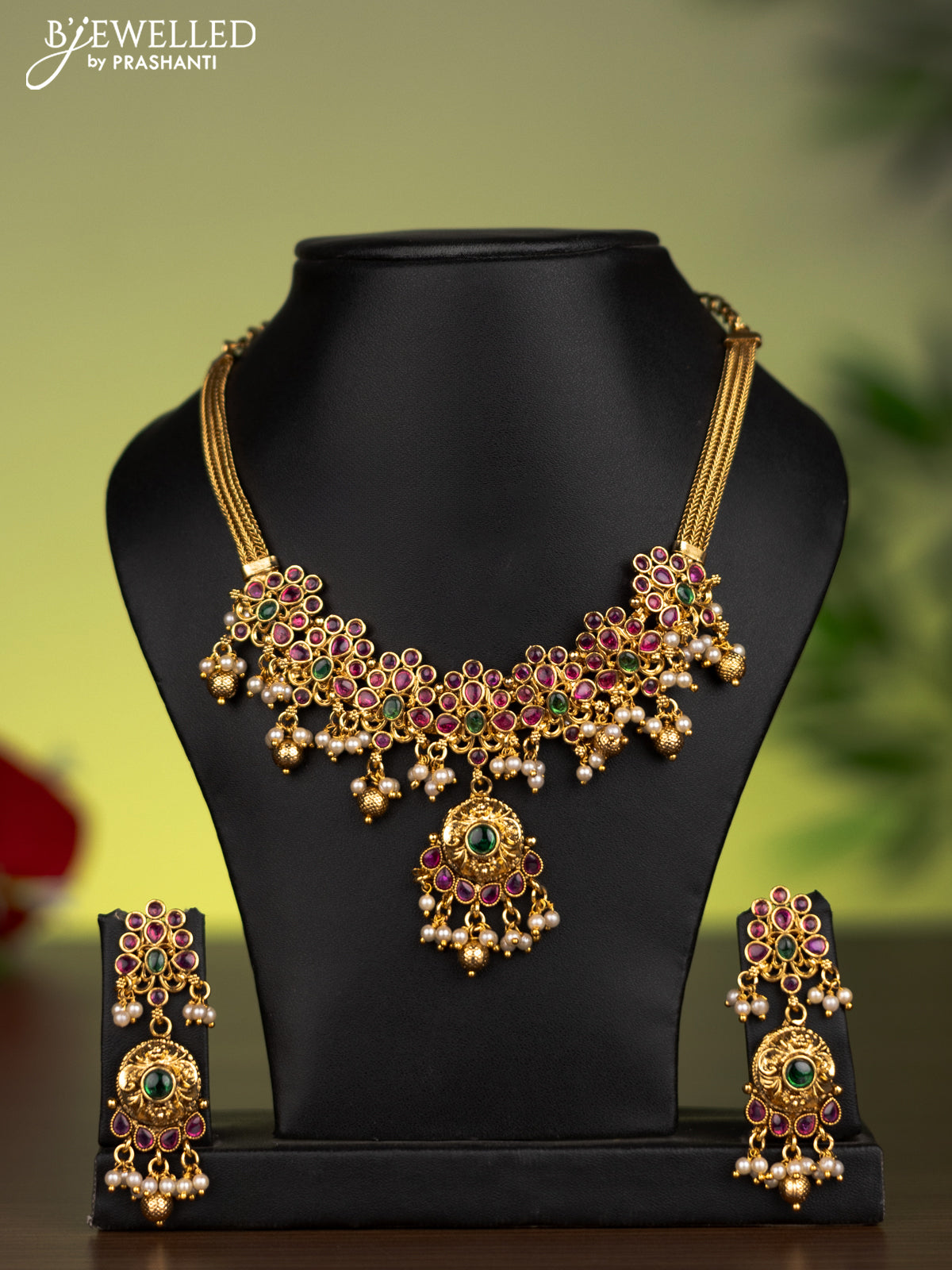 Antique attigai necklace with kemp stones and pearl & golden beads hanging