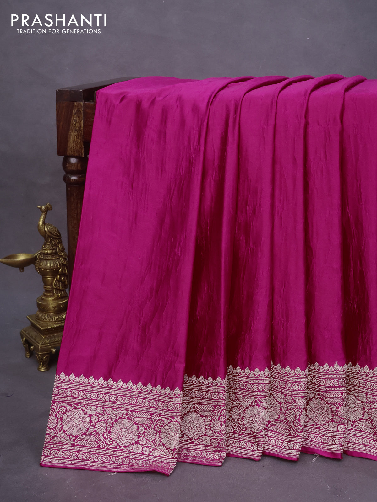Banarasi crush crepe saree pink with plain body and zari woven border