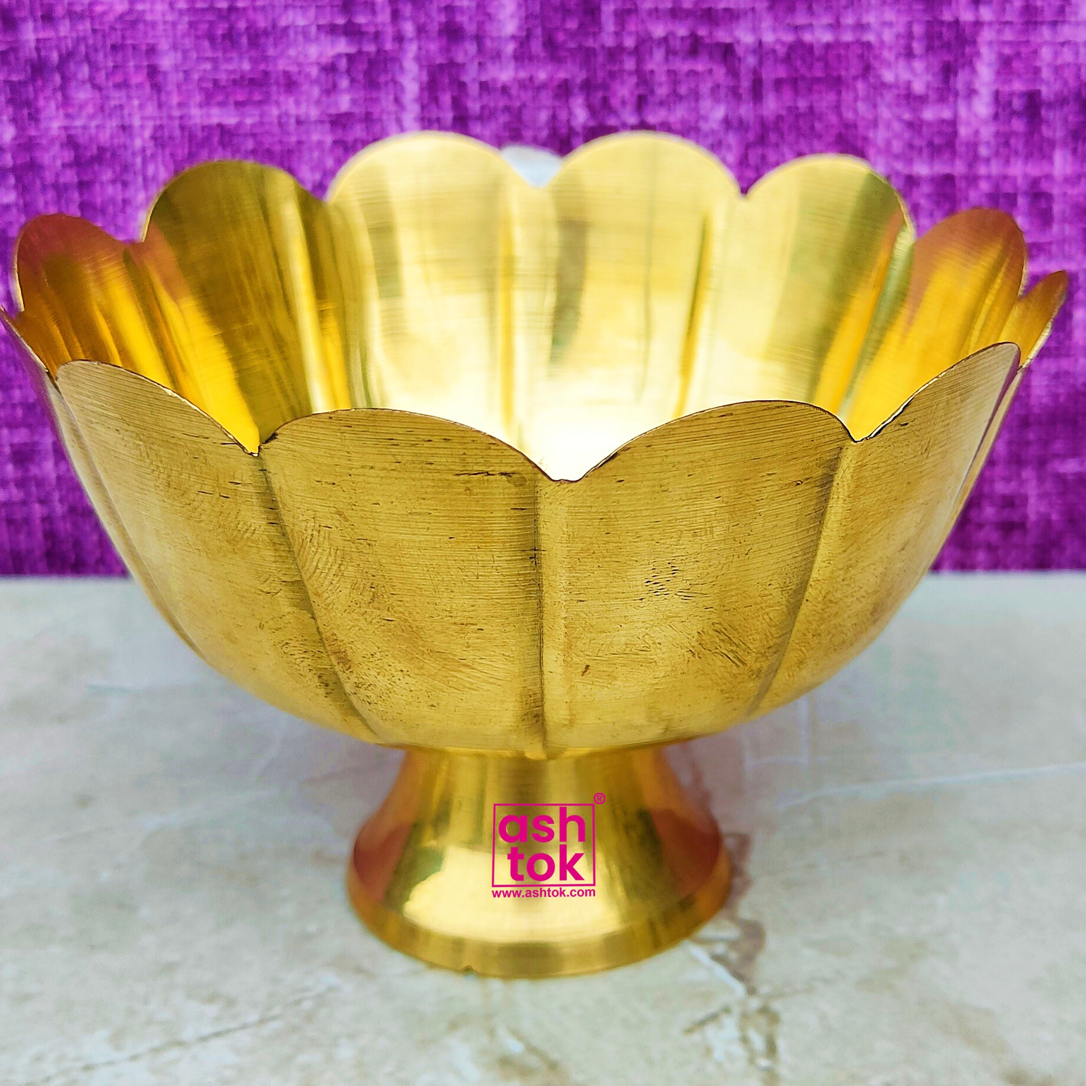 Goldgiftideas Brass Sindoor Dabbi for Women, Return Gifts for Baby Shower,  Sindoor Dani/sindoor Box for Pooja Room, Indian Pooja Gift Items - Etsy