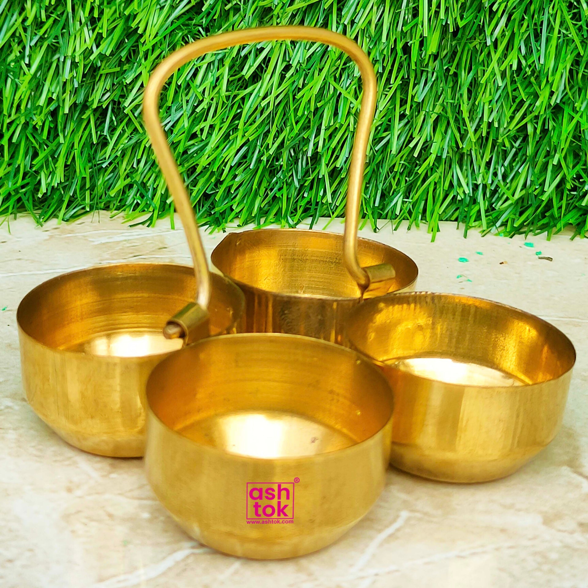 Golden Pooja Hand Bell, For Home, Lite Weight at Rs 260/piece in  Kanchipuram