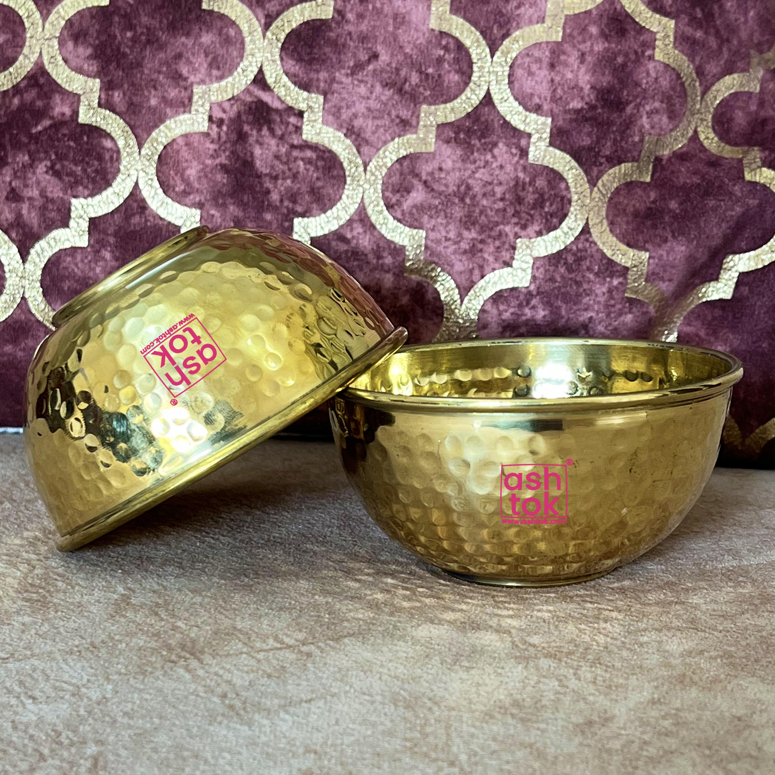 Amazon.com: SATVIK 10 Pc Brass Diya for Diwali Decoration. Handmade Golden  Virgin Brass Metal Oil Lamp Dia Vilakku for Puja Pooja. Traditional Indian  Deepawali Housewarming Return Gift Items for New Home House :