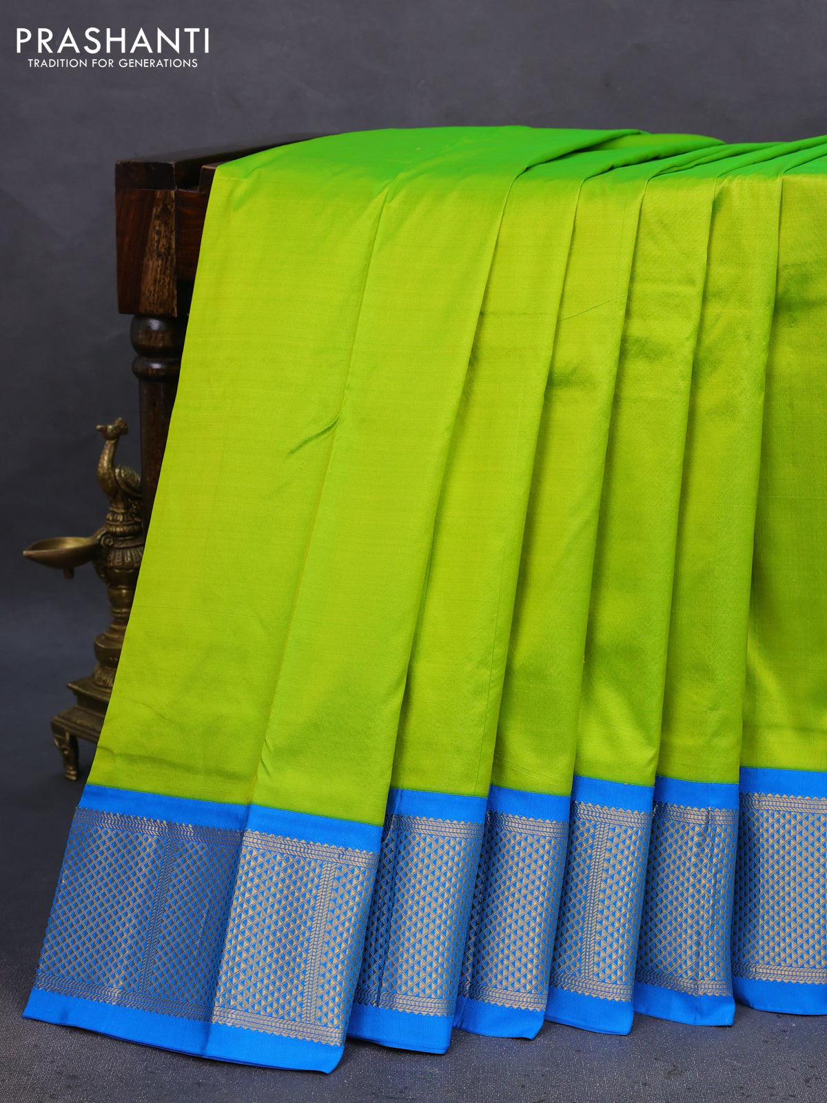 10 Yards silk saree fluorescent green and cs blue with plain body and zari woven border