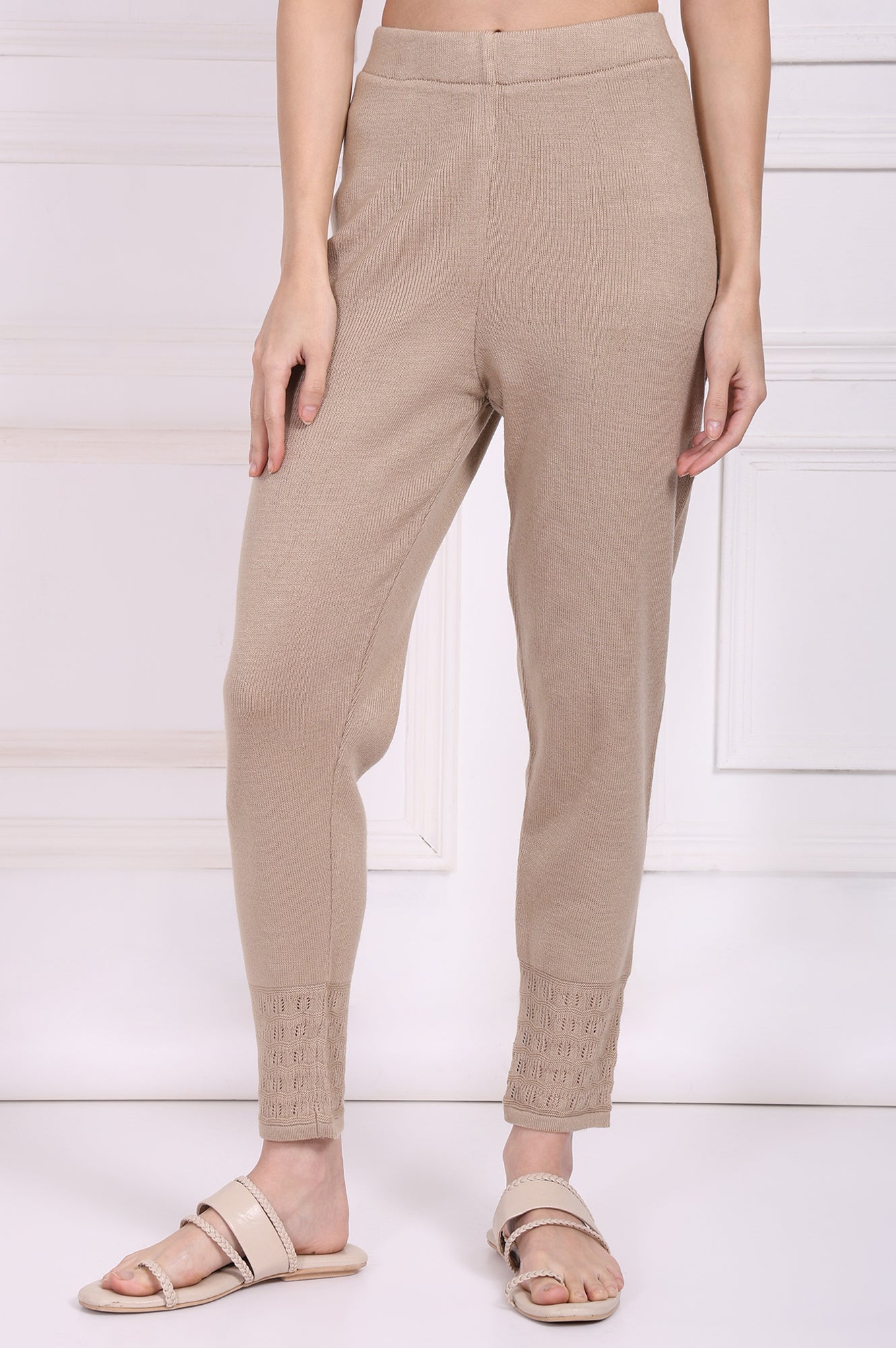 Beige Solid Acrylic Winter Legging