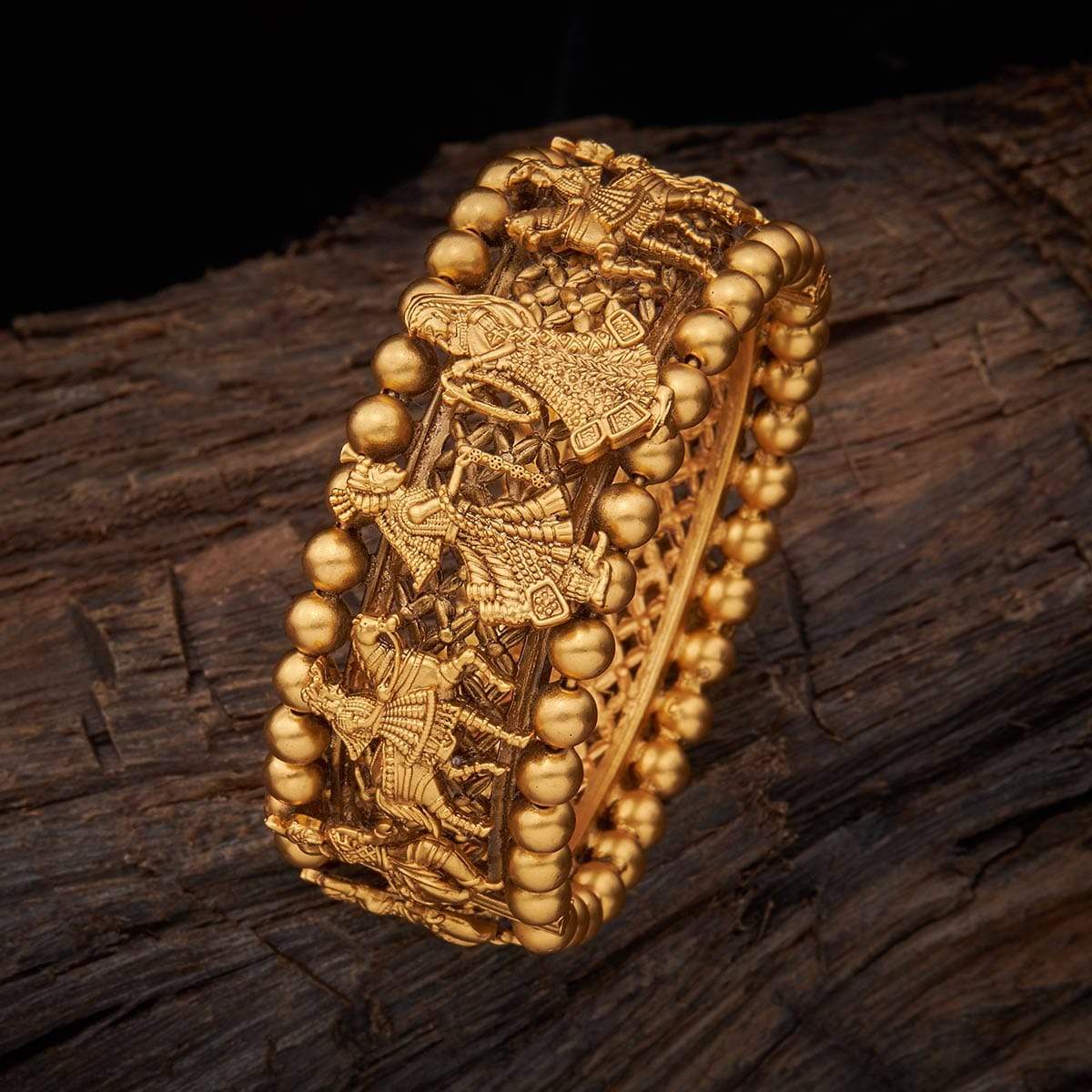 Antique Bangle 136293