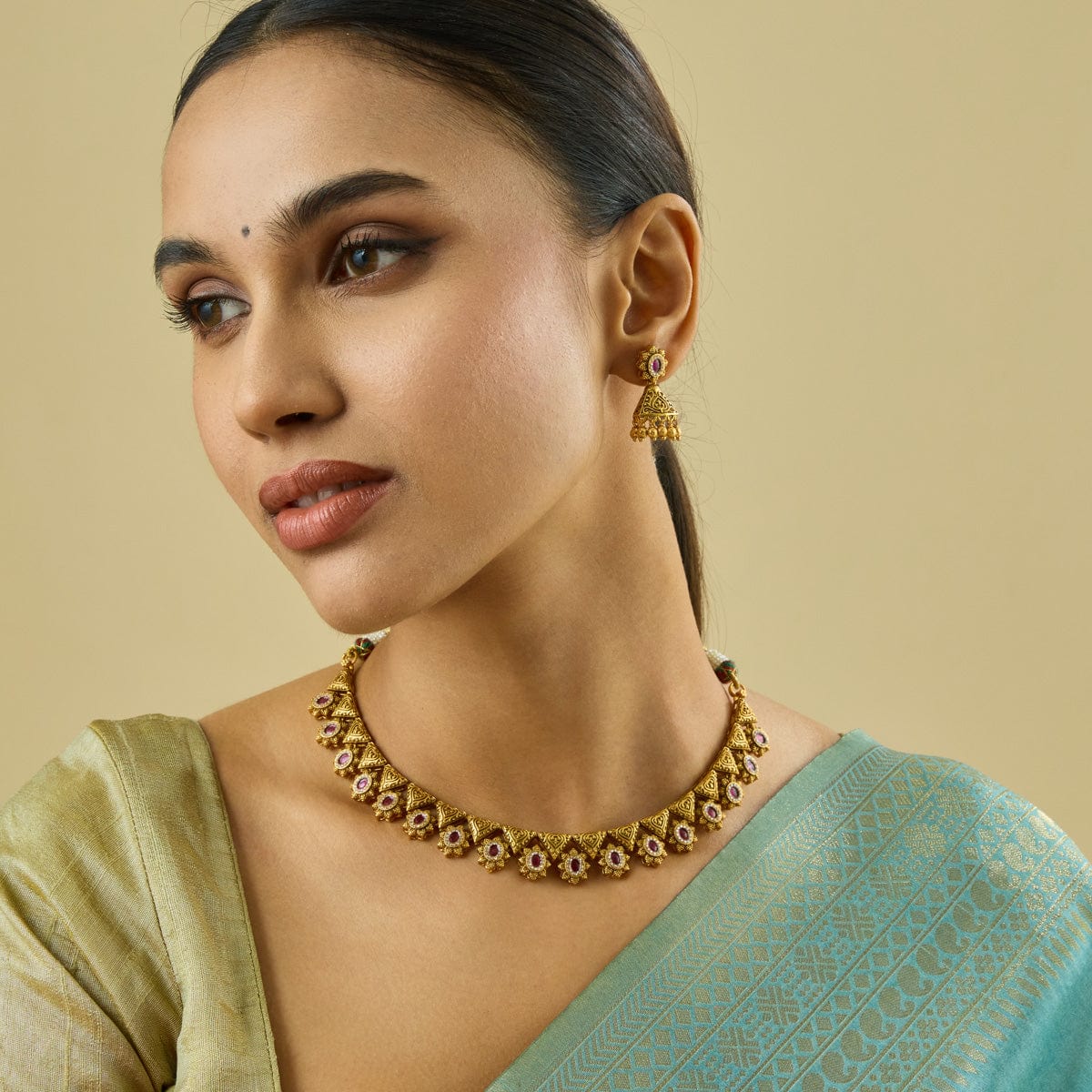 Antique Necklace 182162