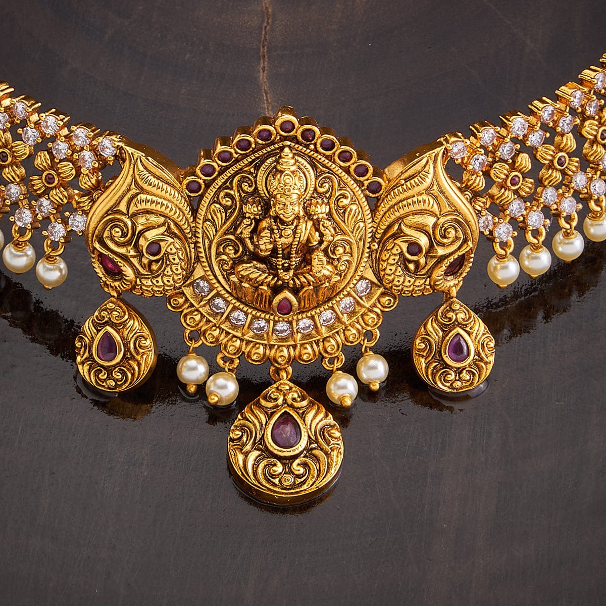 Kushal deals jewellery necklace