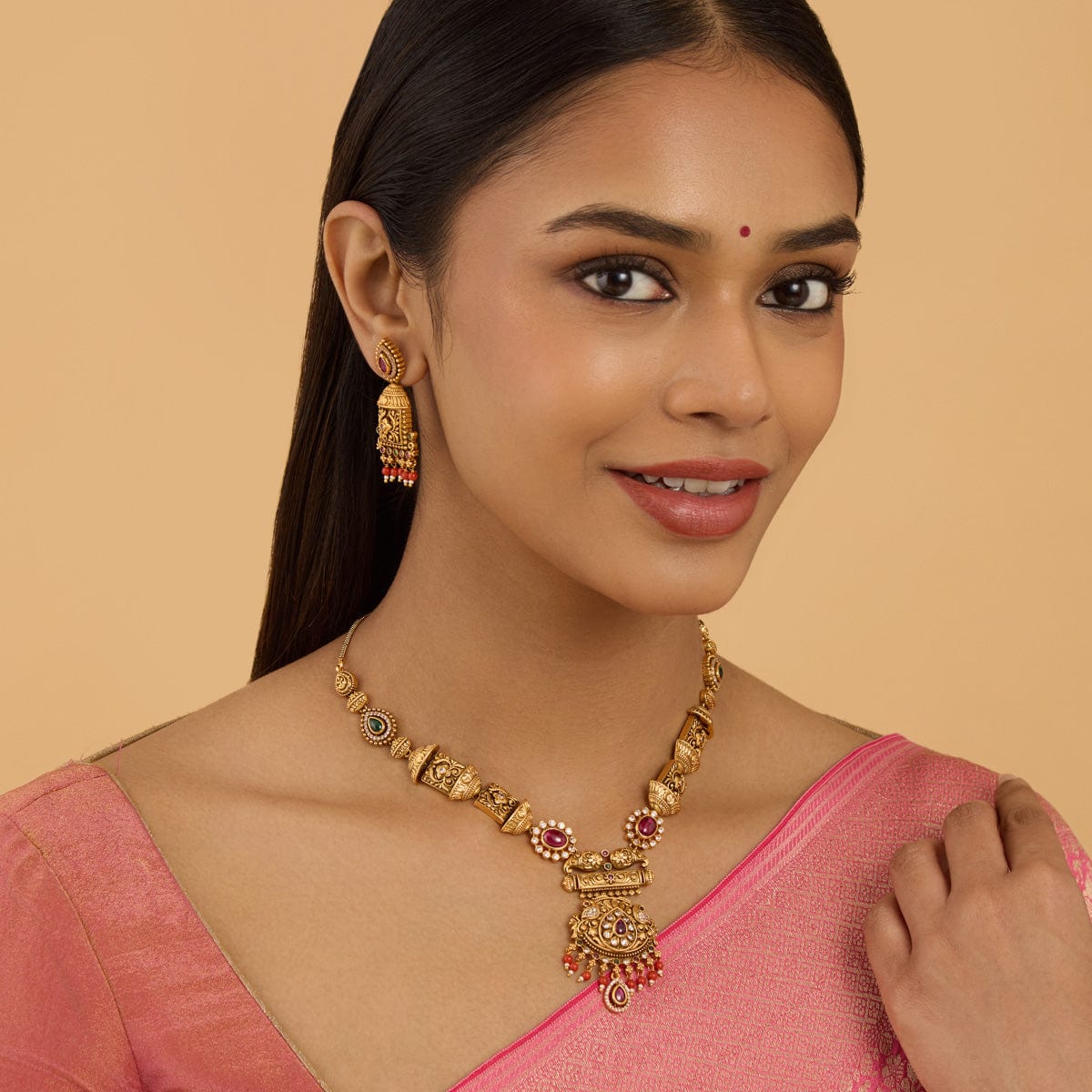 Antique Necklace 181317