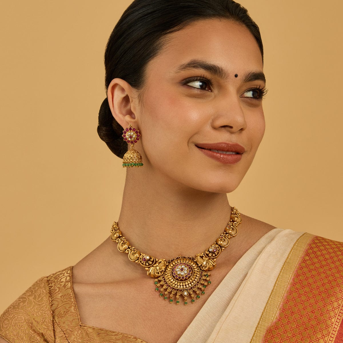 Antique Necklace 181145