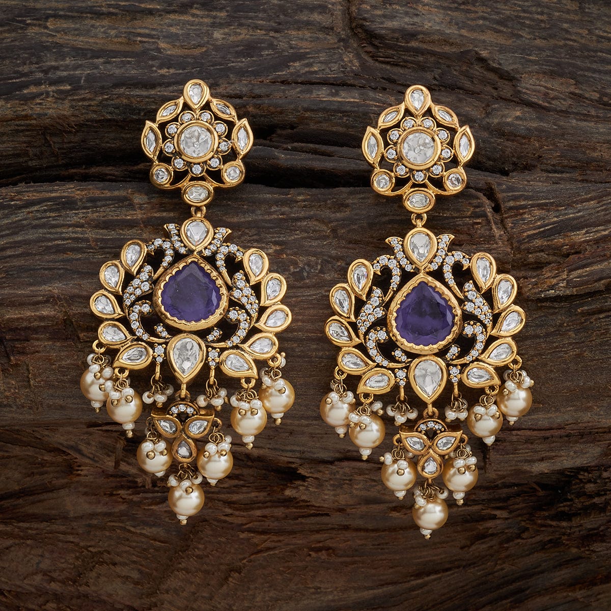 Kundan on sale ear studs