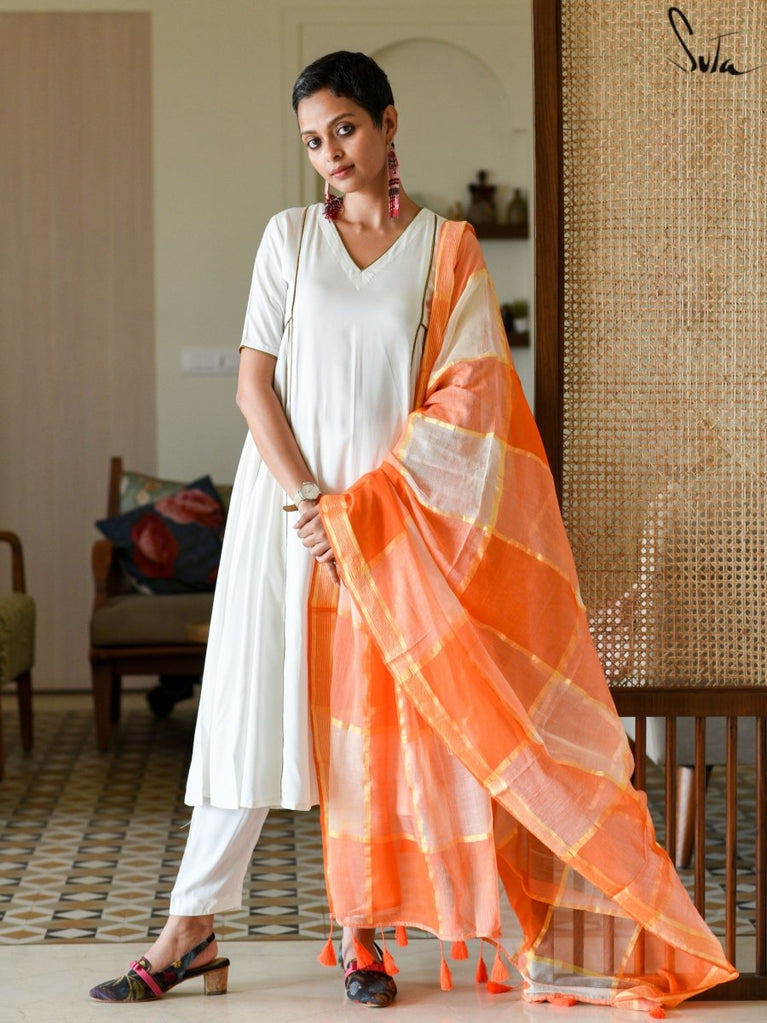 Plain Cotton Buena Ladies White Short Slip Camisole at Rs 125/piece in  Mumbai