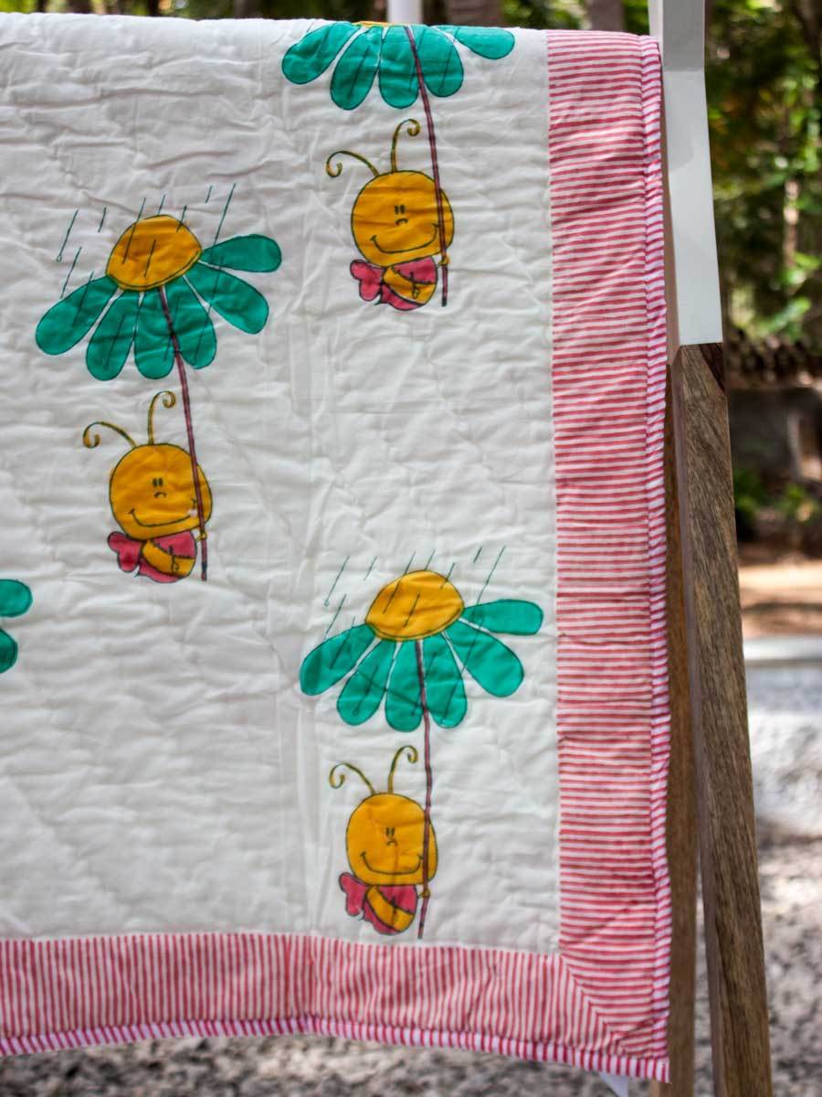 Bumblebee Organic Cotton Quilt for Infants
