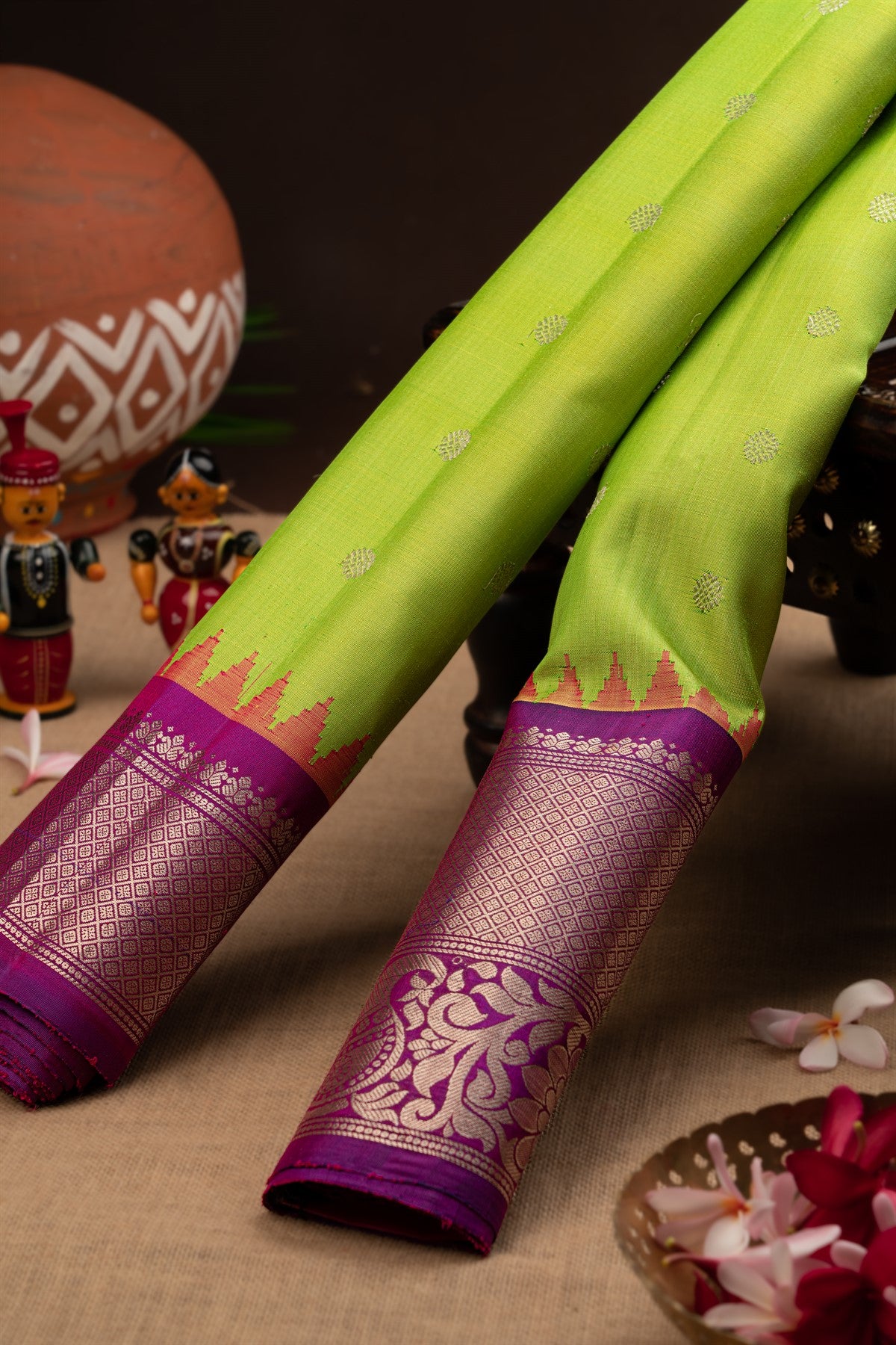 Green & Purple Bandhani Silk Saree With Jacquard Border – Cygnus Fashion